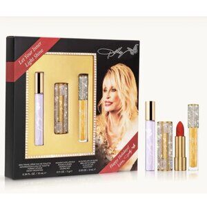 NEW! LIMITED STOCK! Dolly Parton Smoky Mountain Holiday Set, Collectible